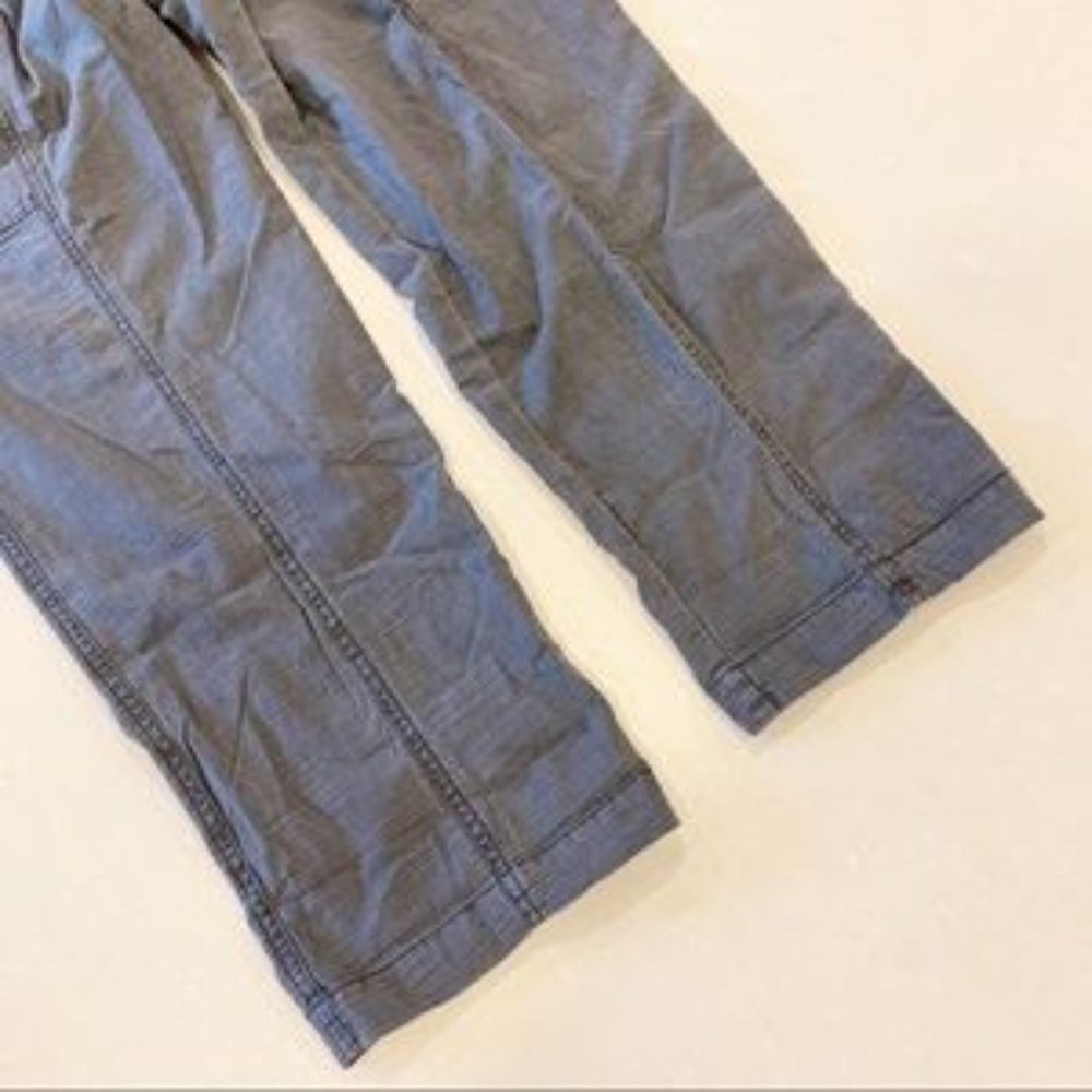 Anthropologie Angela Cropped Cargo Pants Carbon - Picture 5 of 5